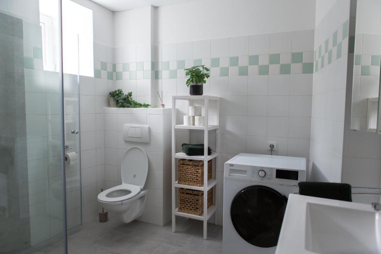 Charming City Apartment Грац Екстериор снимка